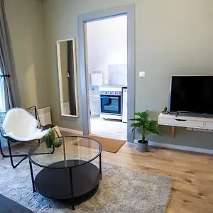 Cozy On The Boulevard. Appartamento Budapest